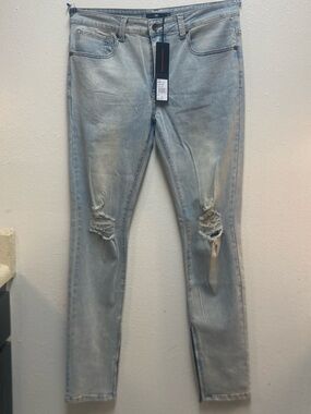 ETNT Men’s Denim Light Blue Slim Fit Distressed Jeans Size 34